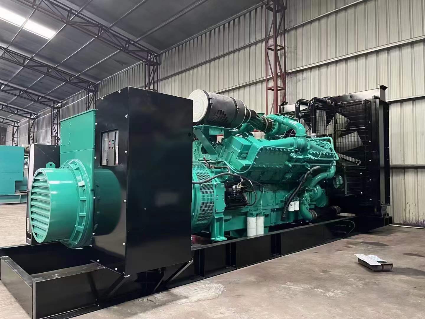 文峰如何降低 800kW 柴油发电机输出电流的波动？